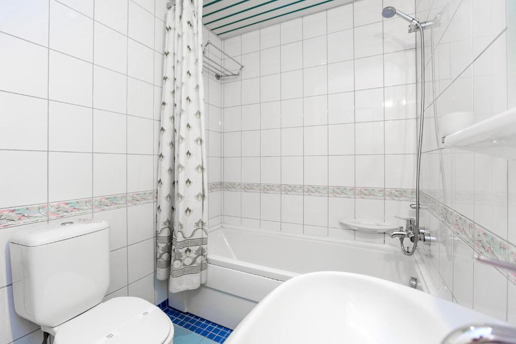 cheap resort hotels to Spend holiday with family