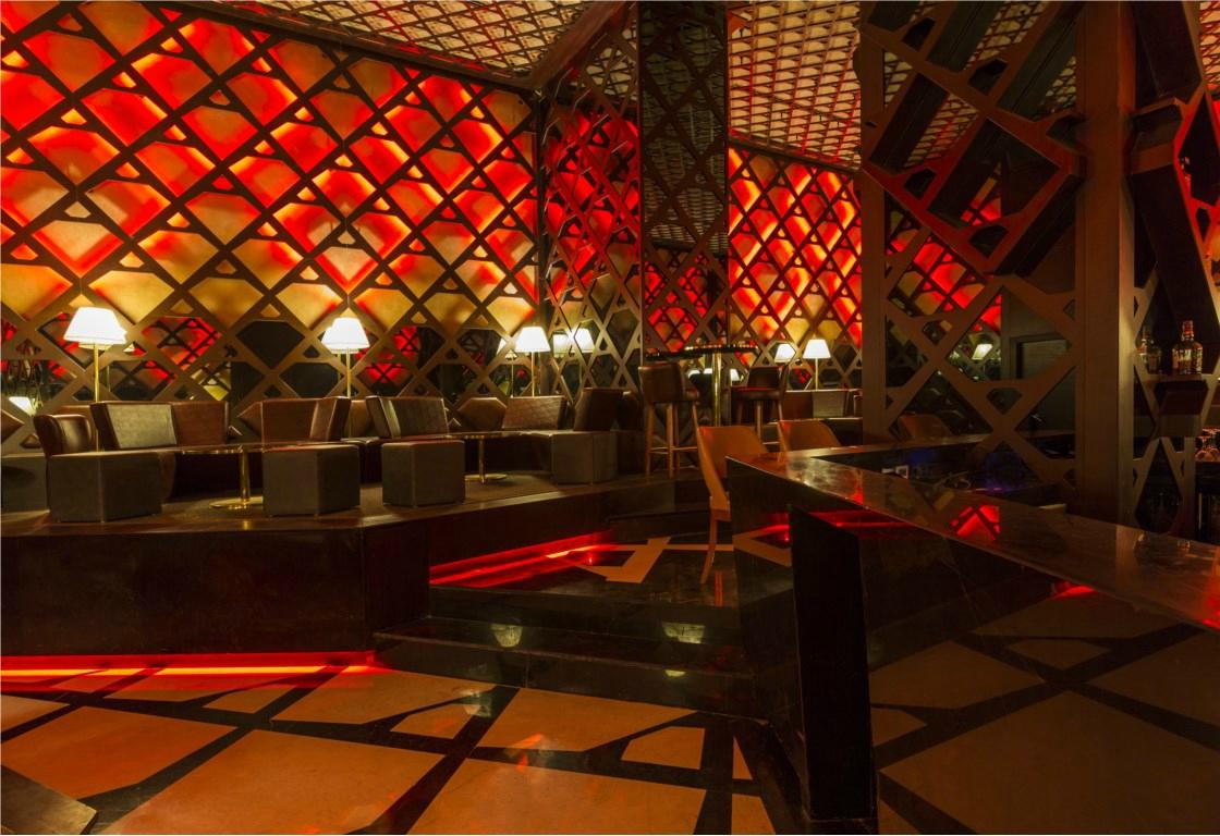 cheap resort hotels to Spend holiday with family