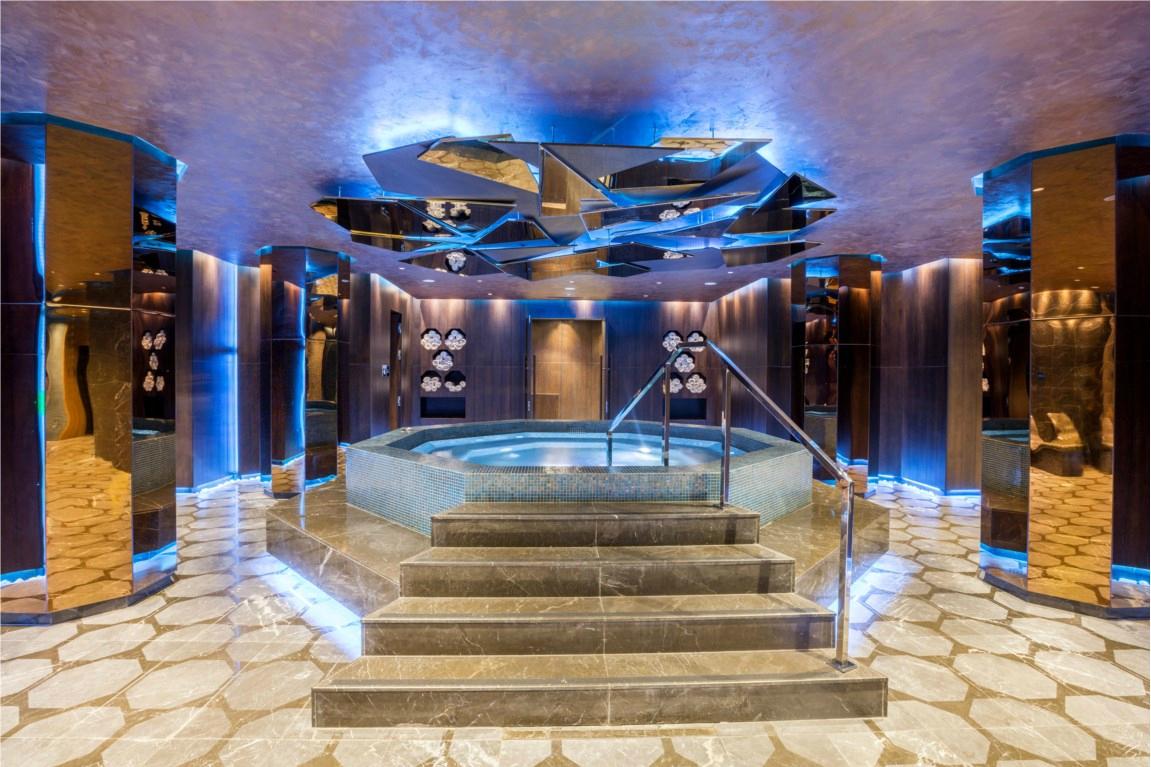 cheap resort hotels to Spend holiday with family