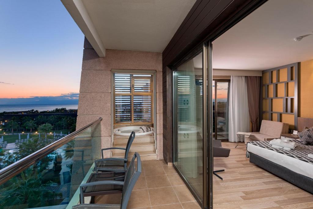 cheap resort hotels in Turkey to Spend holiday with family