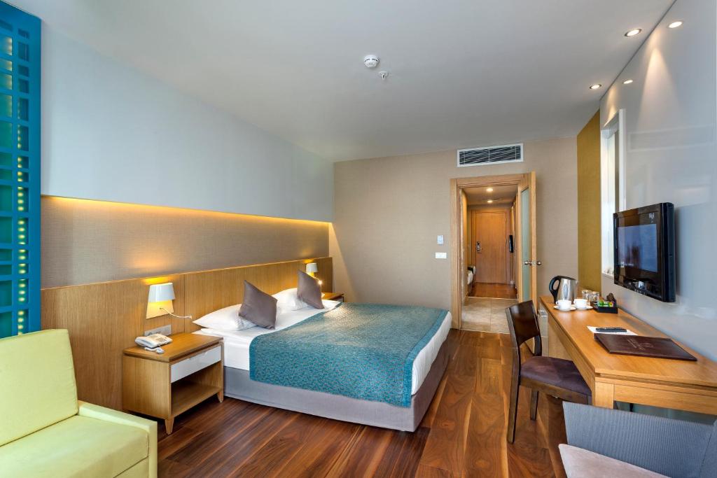 cheap resort hotels in Turkey to Spend holiday with family