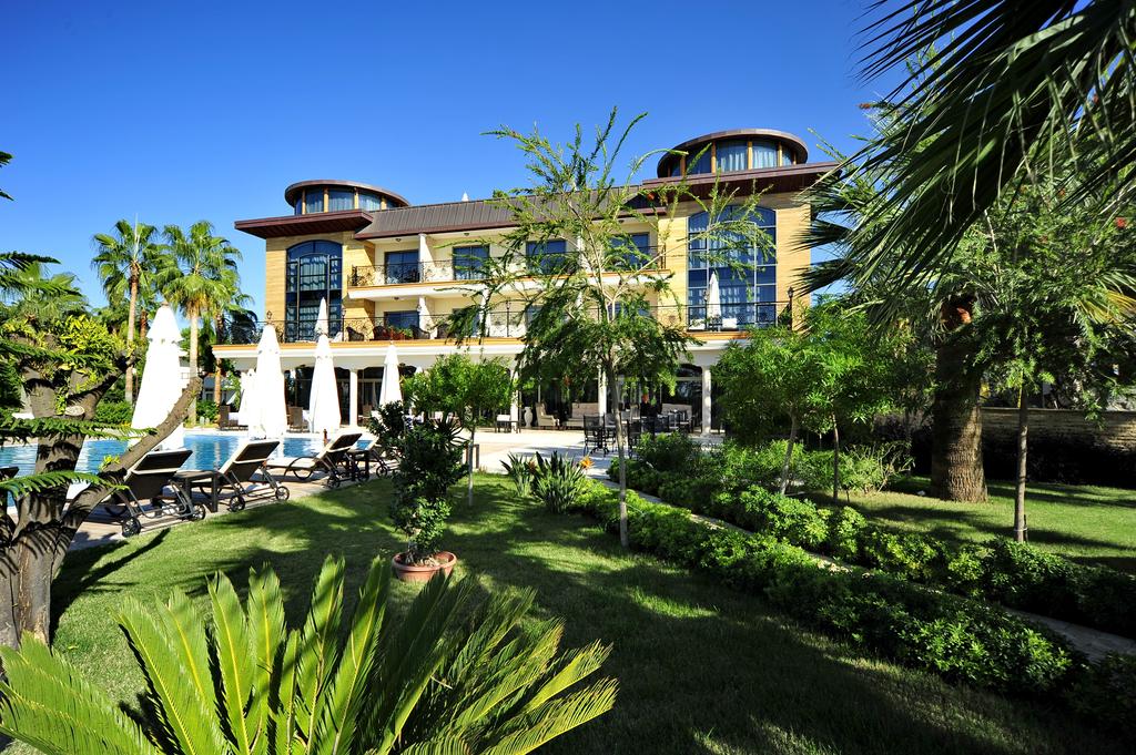Villa Augusto Boutique Hotel And Spa Antalya Garden View