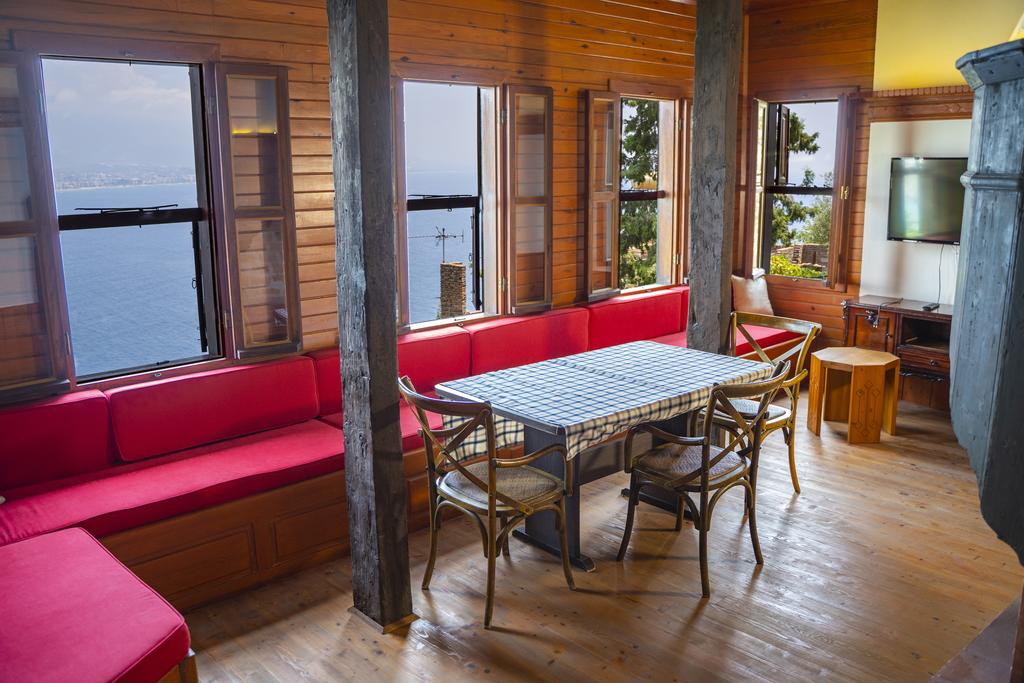 cheap resort hotels to Spend holiday with family