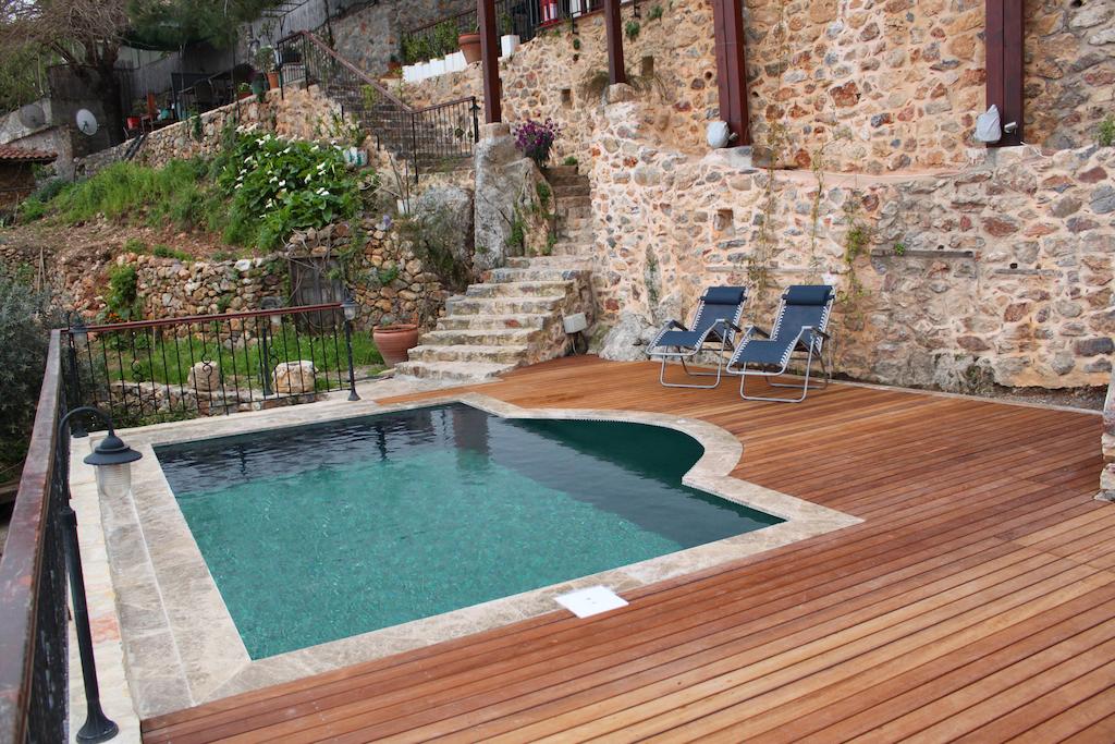 cheap resort hotels to Spend holiday with family