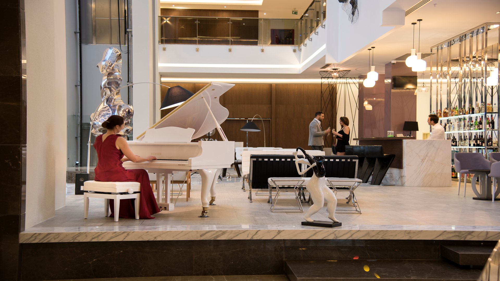 cheap resort hotels to Spend holiday with family