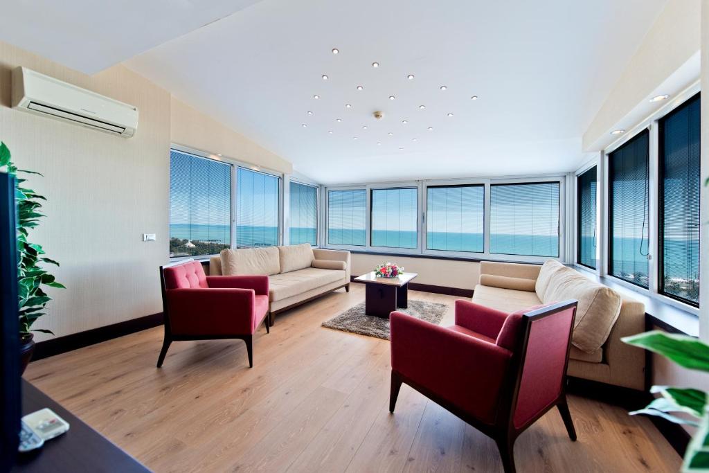 cheap resort hotels in Turkey to Spend holiday with family