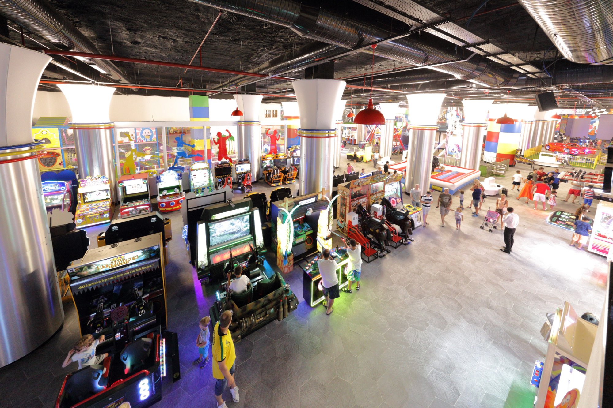 cheap resort hotels to Spend holiday with family