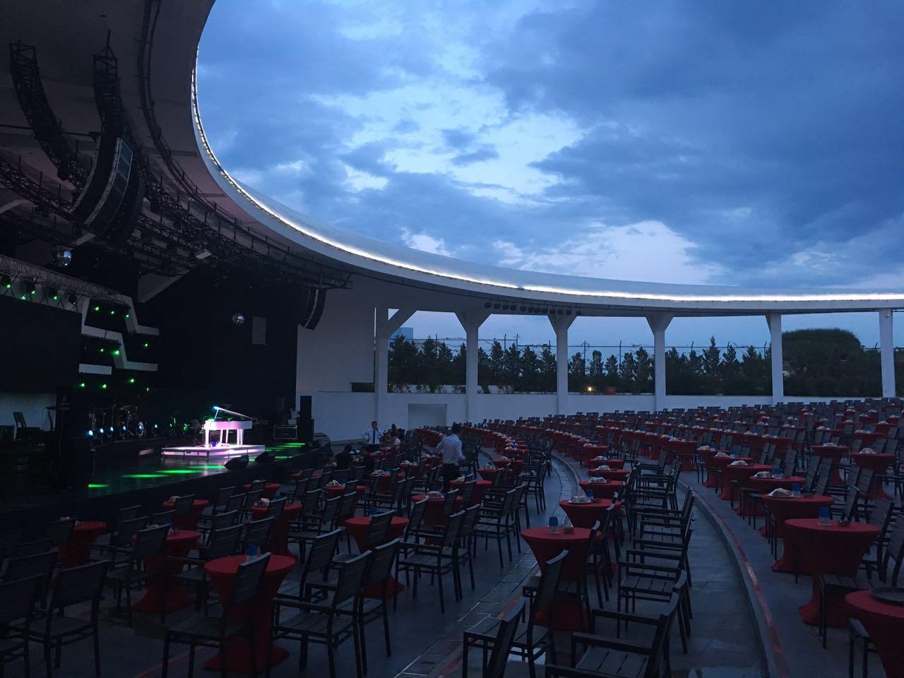 cheap resort hotels to Spend holiday with family