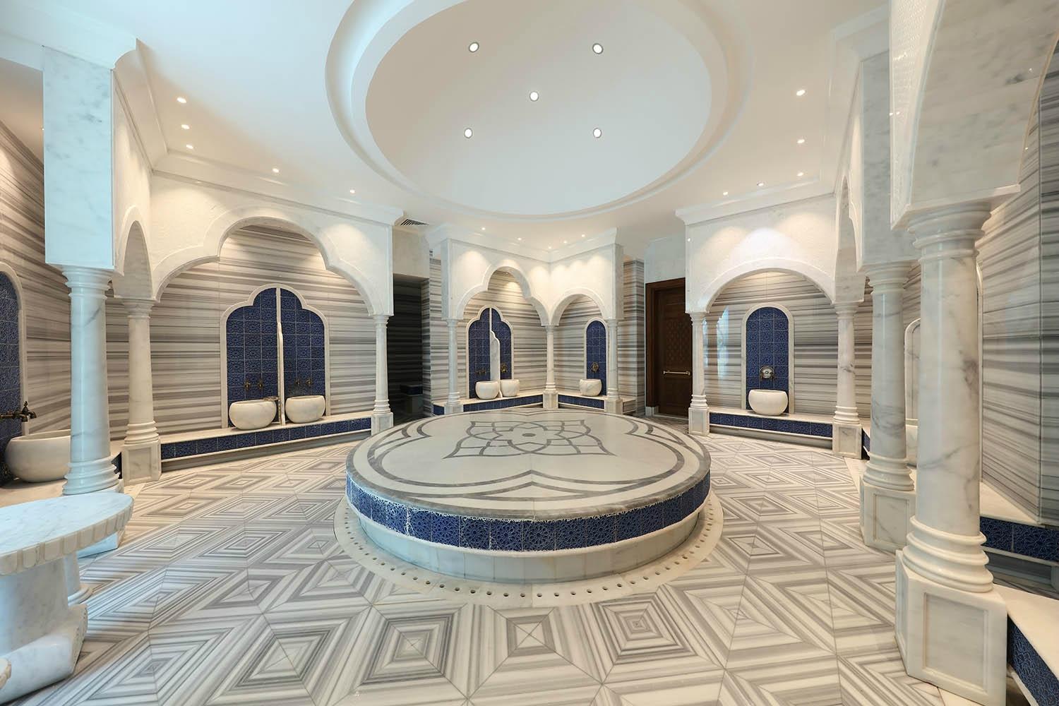 cheap resort hotels to Spend holiday with family