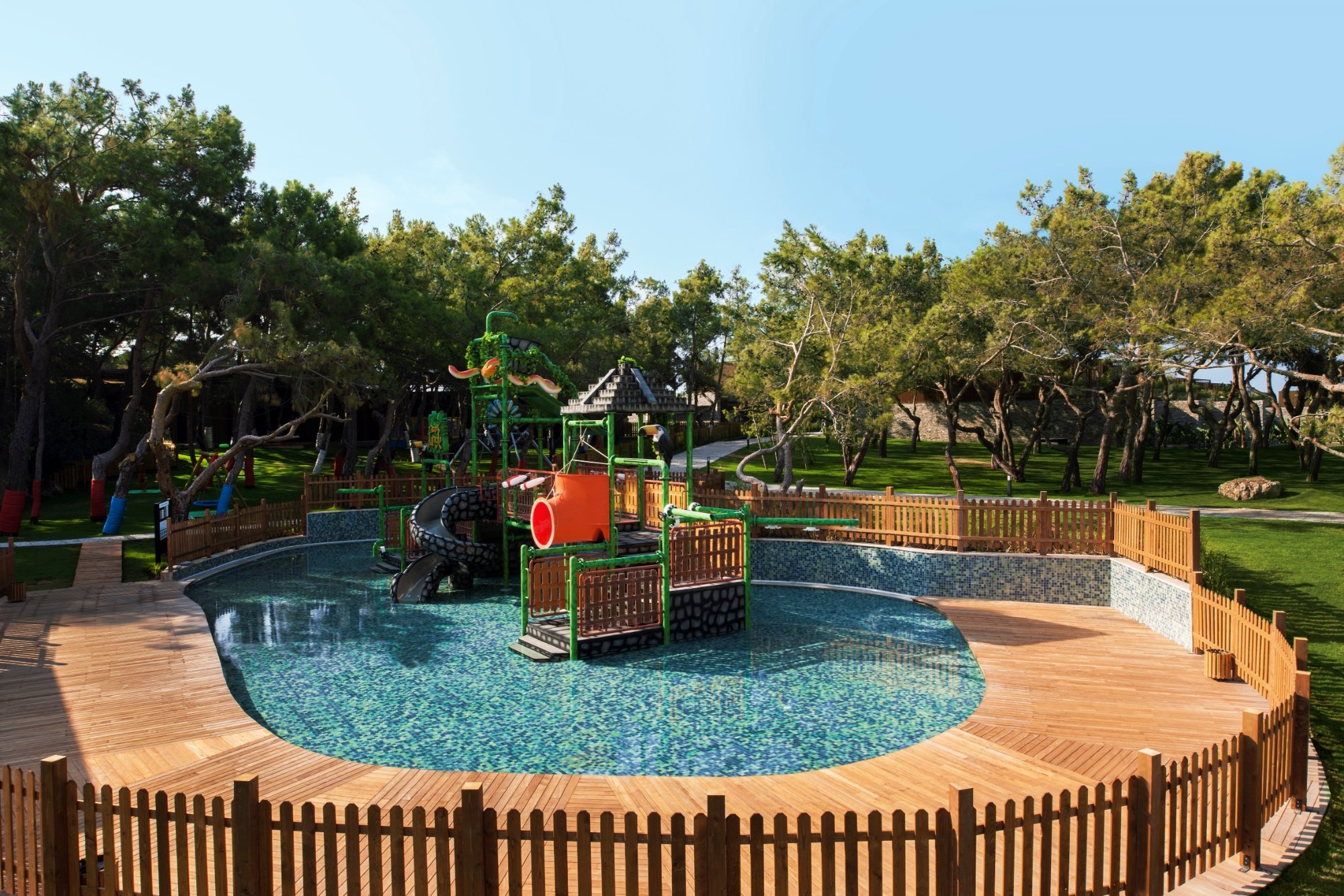 cheap resort hotels to Spend holiday with family