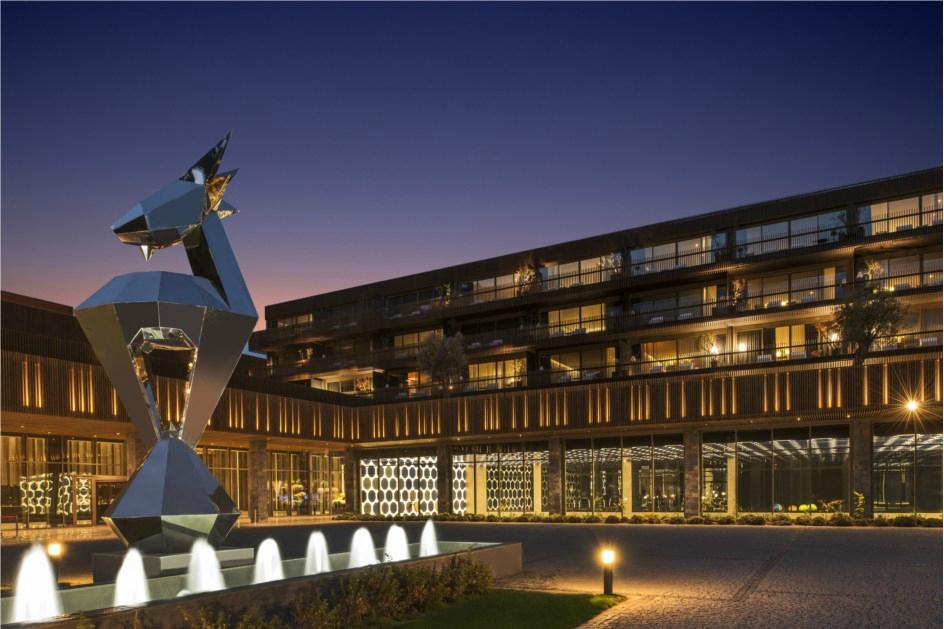 cheap resort hotels to Spend holiday with family