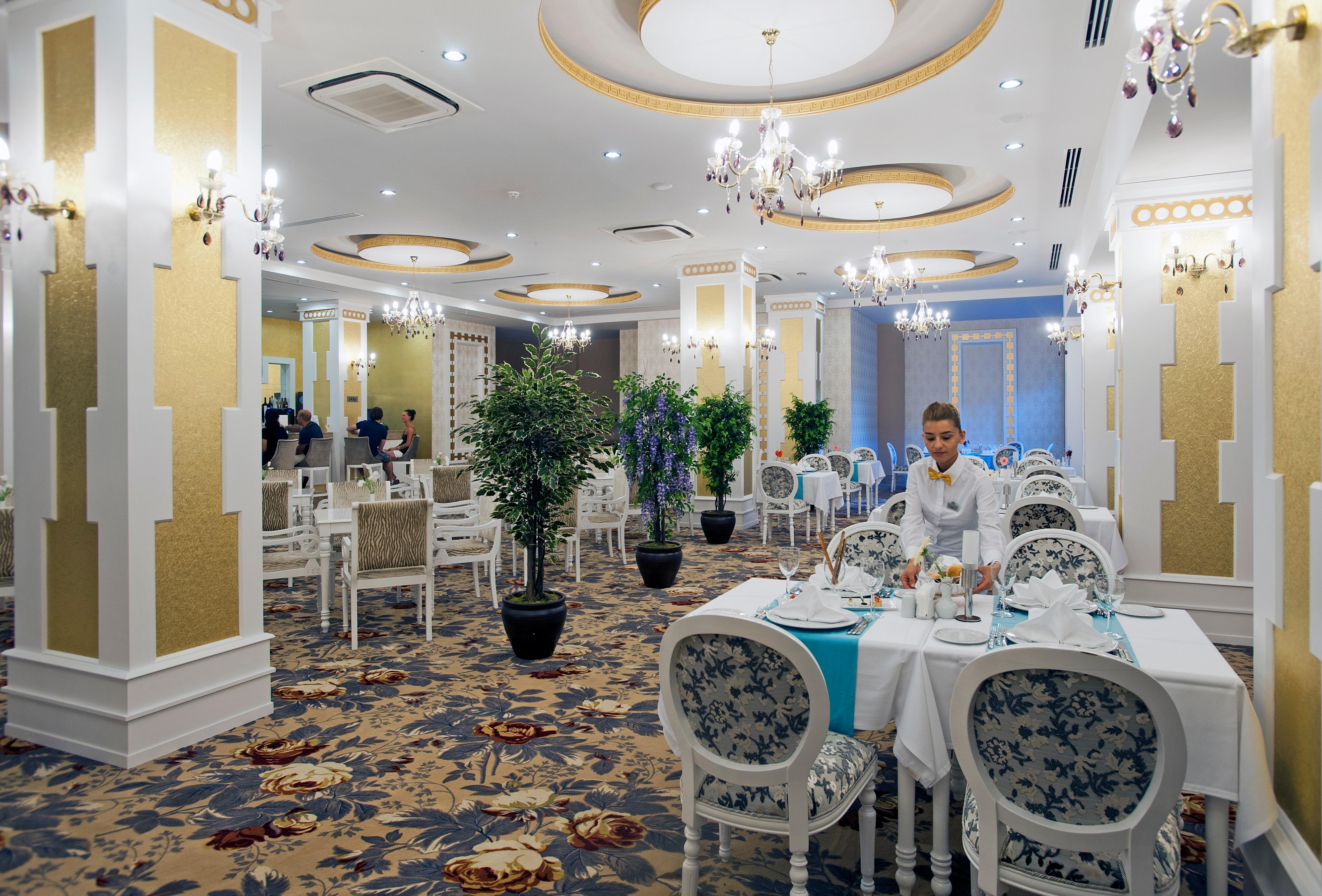 cheap resort hotels to Spend holiday with family