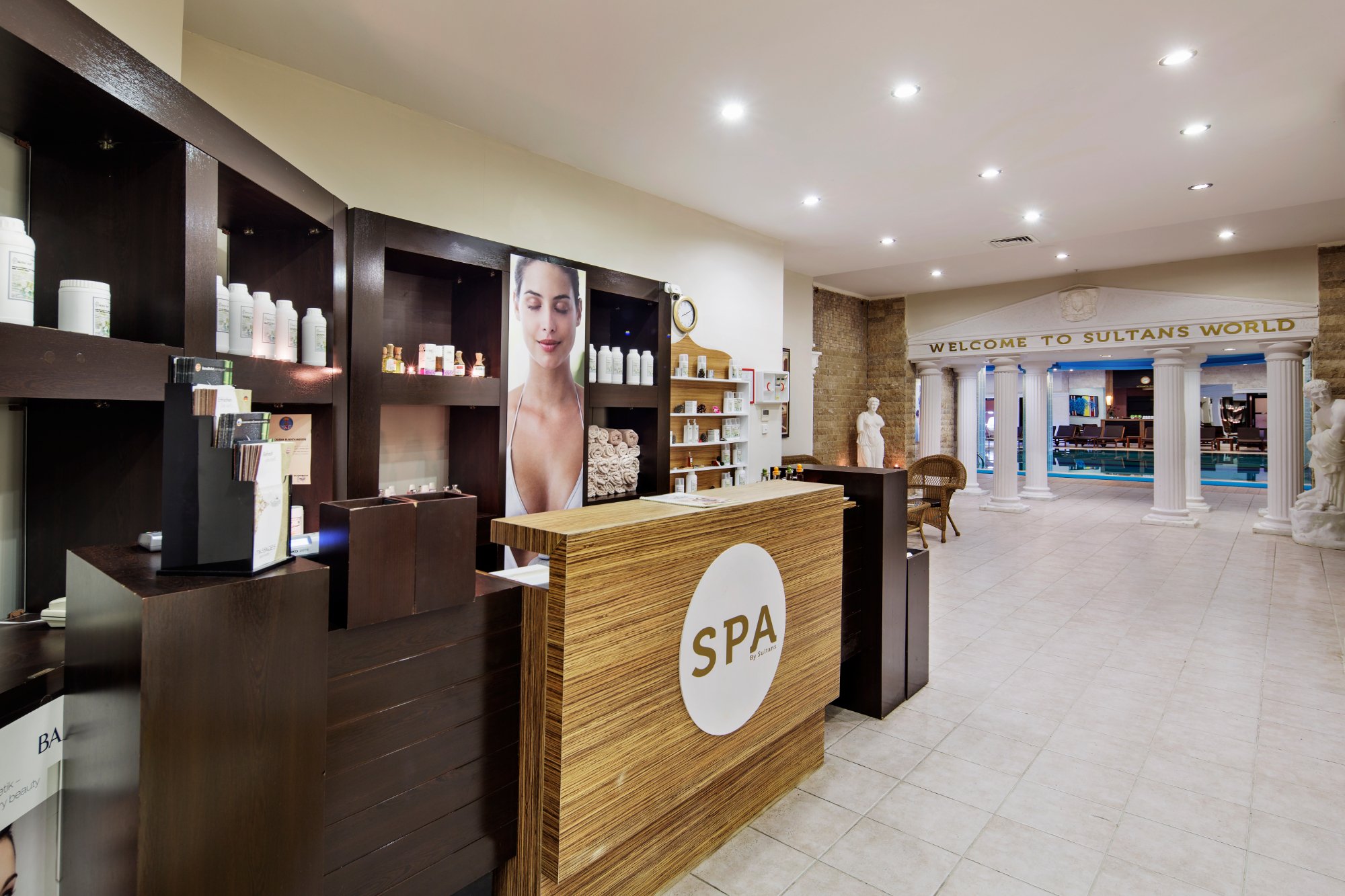 cheap resort hotels to Spend holiday with family