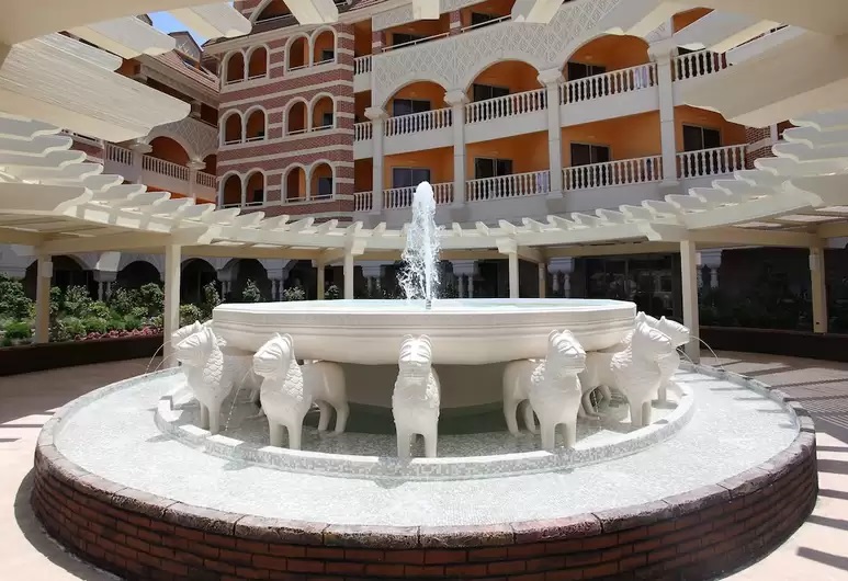 Royal Alhambra Palace Antalya Entrance