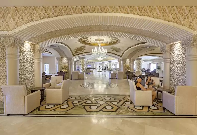 cheap resort hotels in Turkey to Spend holiday with family