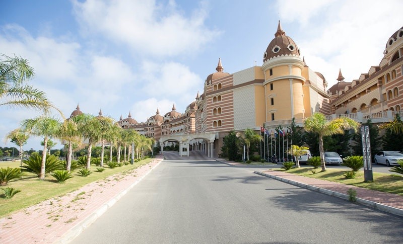 cheap resort hotels in Turkey to Spend holiday with family