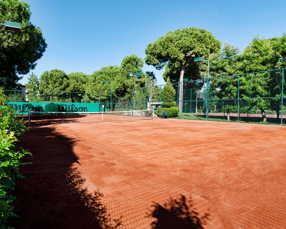 cheap resort hotels in Turkey to Spend holiday with family