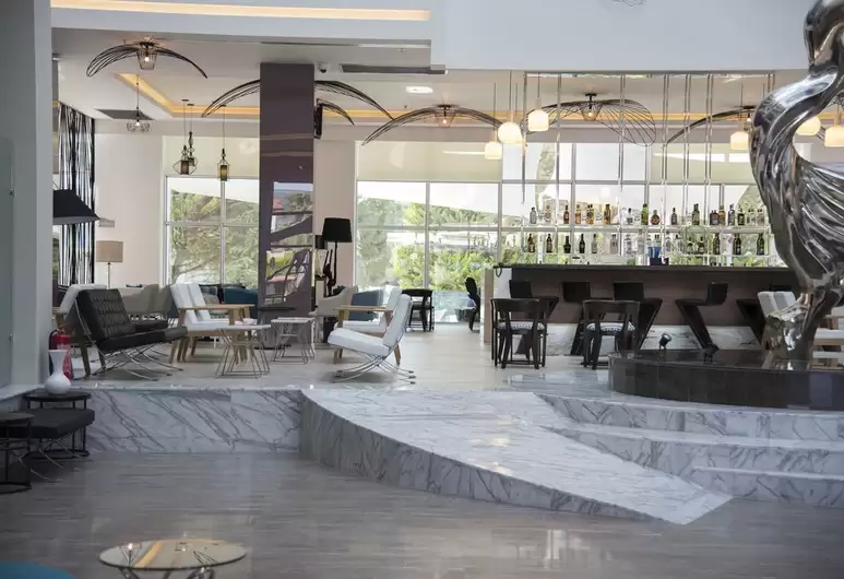 cheap resort hotels to Spend holiday with family