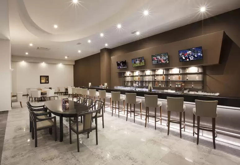 cheap resort hotels to Spend holiday with family