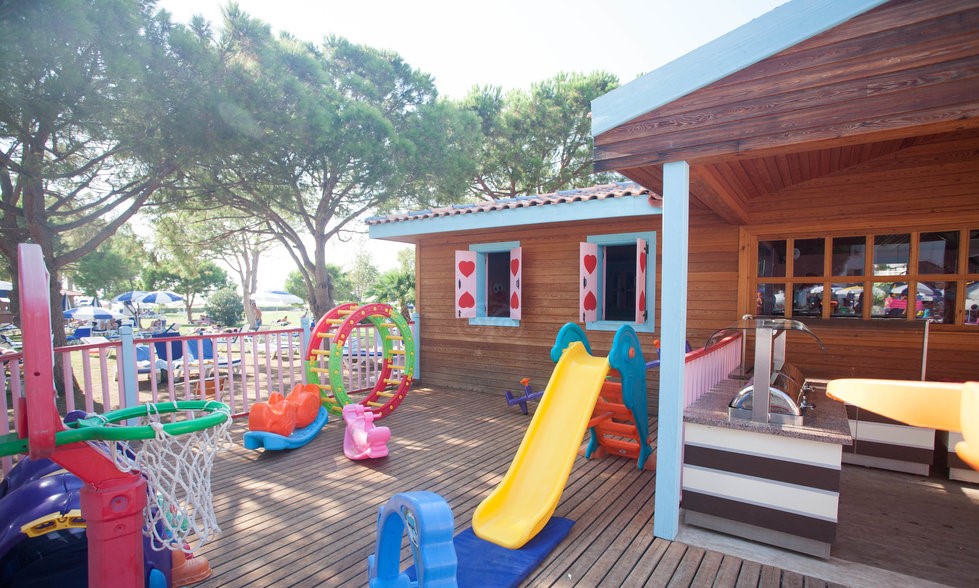 cheap resort hotels to Spend holiday with family