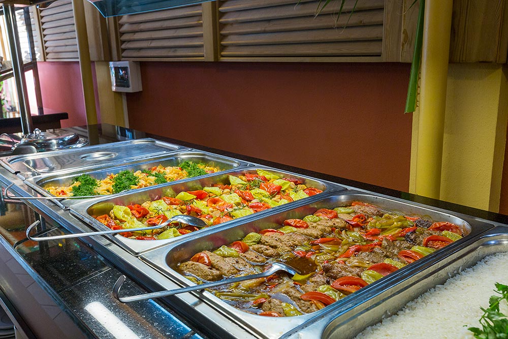 cheap resort hotels to Spend holiday with family