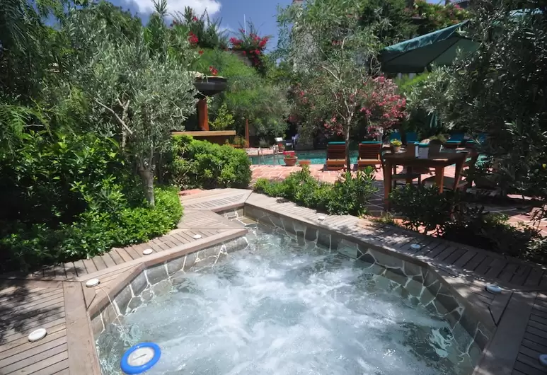 El Vino Hotel And Suites Bodrum Outdoor Spa