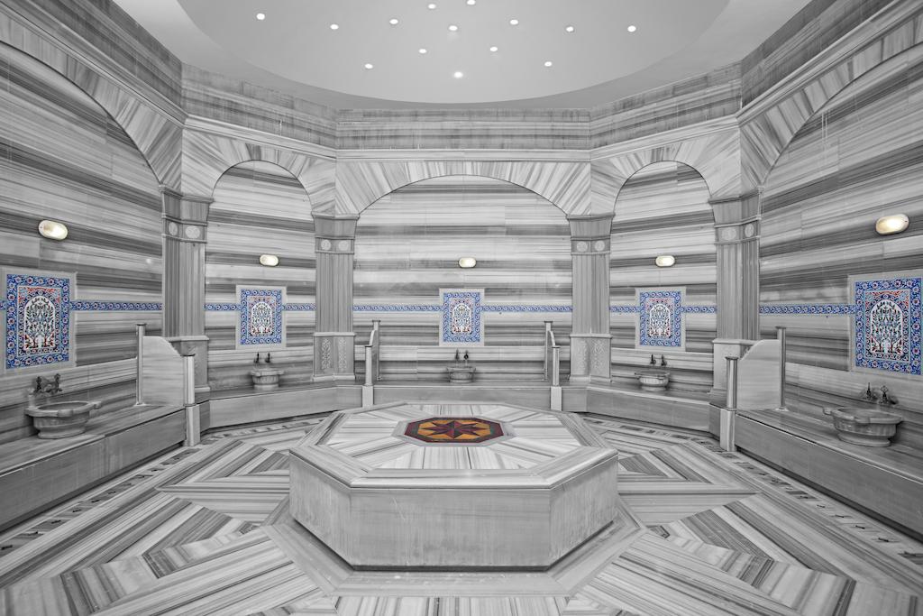 cheap resort hotels to Spend holiday with family