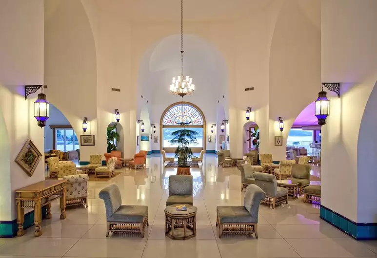 cheap resort hotels to Spend holiday with family