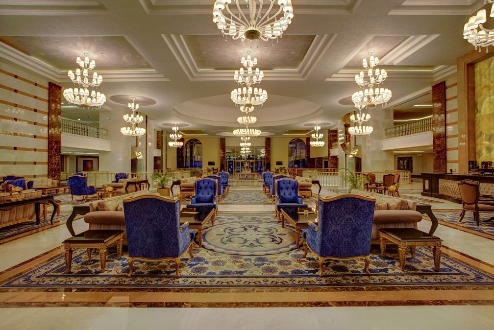 cheap resort hotels to Spend holiday with family