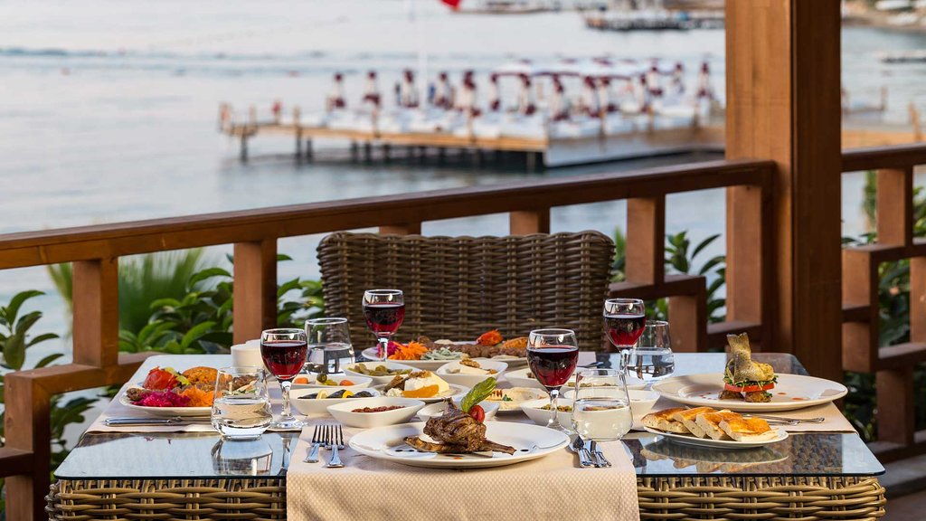 cheap resort hotels to Spend holiday with family