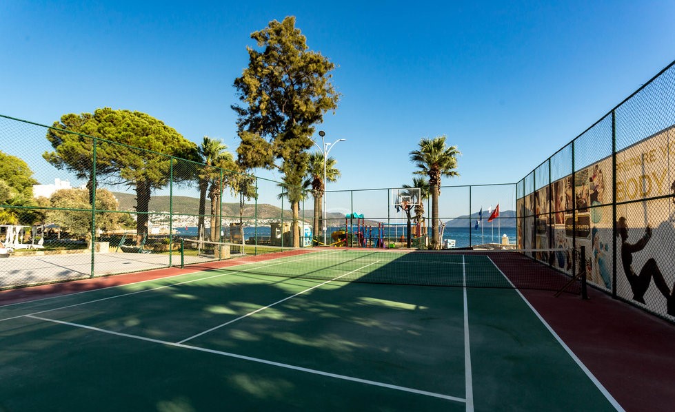 cheap resort hotels to Spend holiday with family