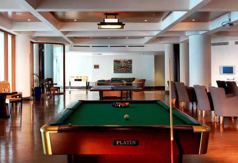 cheap resort hotels to Spend holiday with family