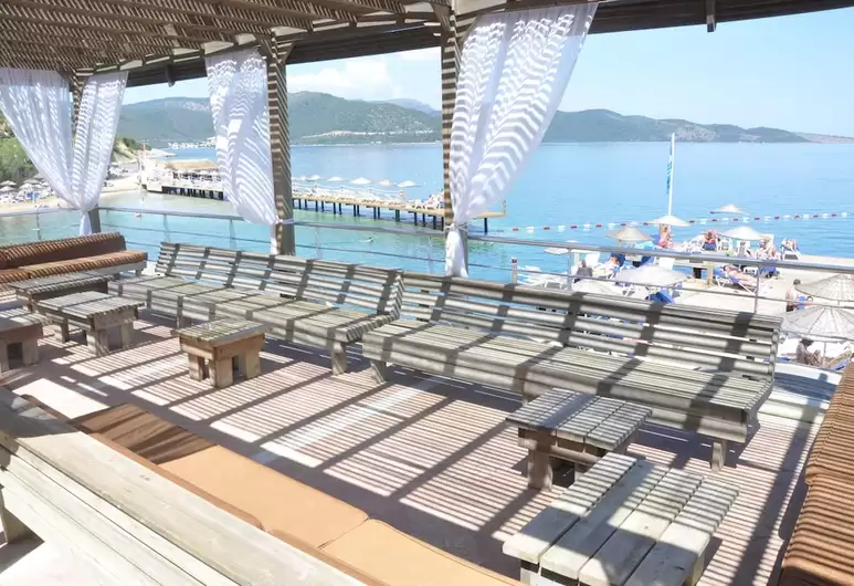 cheap resort hotels to Spend holiday with family