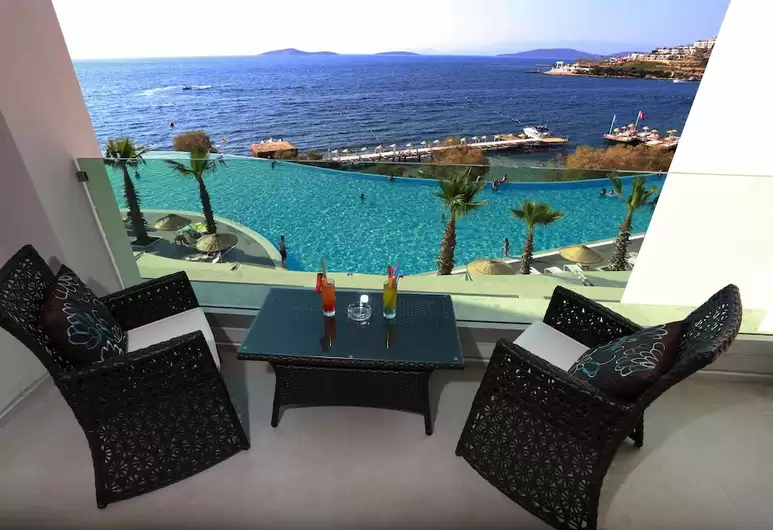 cheap resort hotels to Spend holiday with family